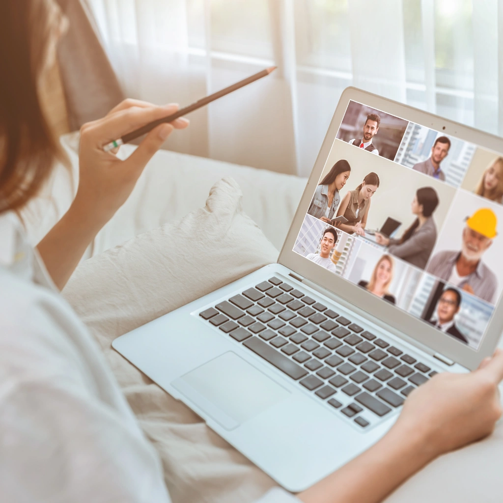 Worker engaging in JHSC e-learning for workplace safety compliance