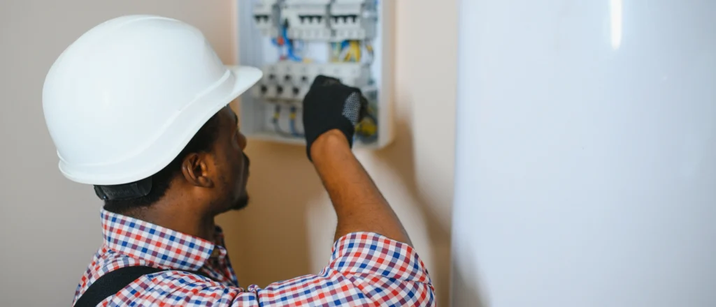 Workplace electrical hazard resulting from failure to disconnect power supply.